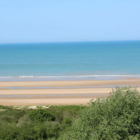 Spacious Holiday In Near Sea * קולוויל-סור-מר